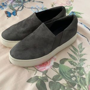 Vince warren grey suede platform sneakers